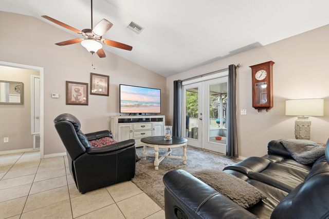 4237 Melton Road, Milton, FL 32583