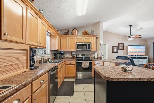 4237 Melton Road, Milton, FL 32583