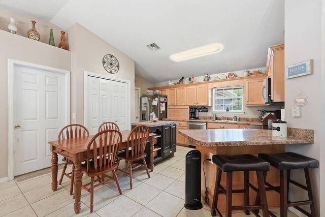 4237 Melton Road, Milton, FL 32583