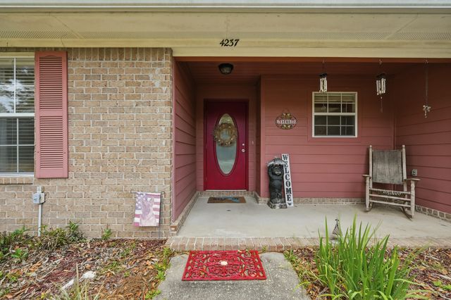 4237 Melton Road, Milton, FL 32583