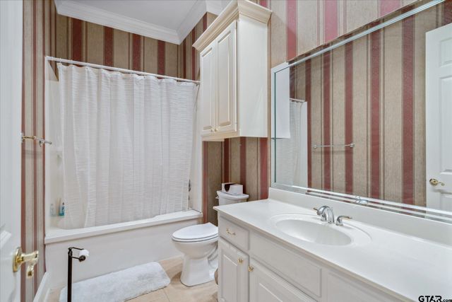 2426 Homestead Lane, Tyler, TX 75701