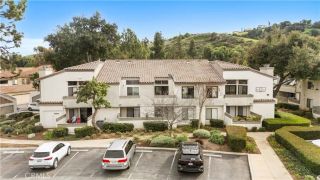 18 Town And Country, Pomona, CA 91766
