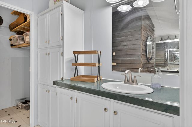 329 Mill Creek Road, Chilhowie, VA 24319