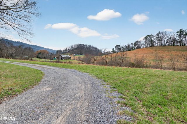 329 Mill Creek Road, Chilhowie, VA 24319