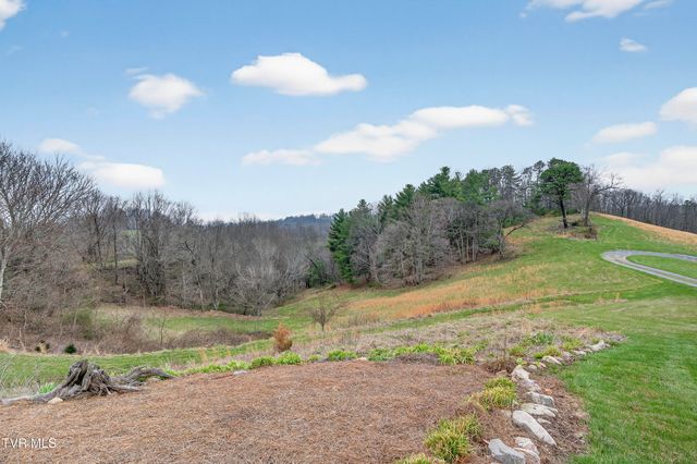 329 Mill Creek Road, Chilhowie, VA 24319