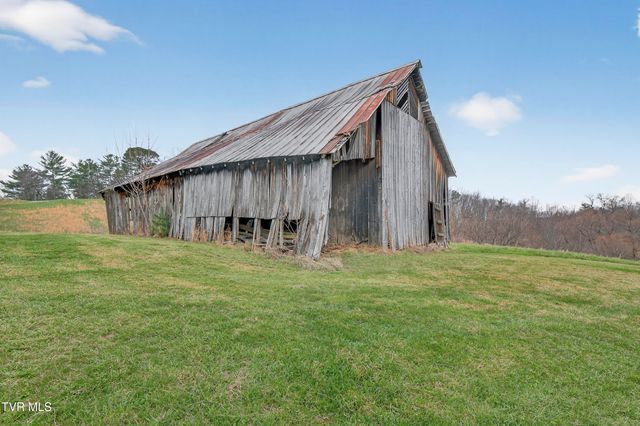 329 Mill Creek Road, Chilhowie, VA 24319