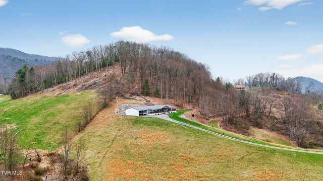 329 Mill Creek Road, Chilhowie, VA 24319