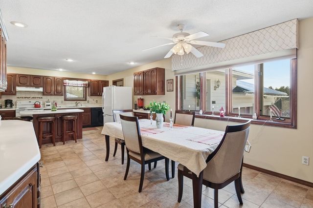 9 Jim Ash Rd, Palmer, MA 01069