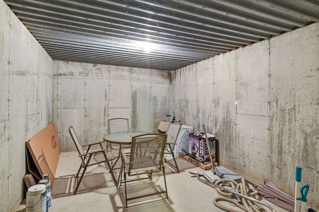 9 Jim Ash Rd, Palmer, MA 01069