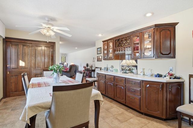 9 Jim Ash Rd, Palmer, MA 01069