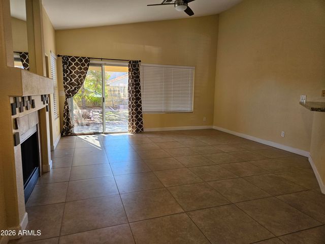 4637 E DESERT CACTUS Street, Phoenix, AZ 85032