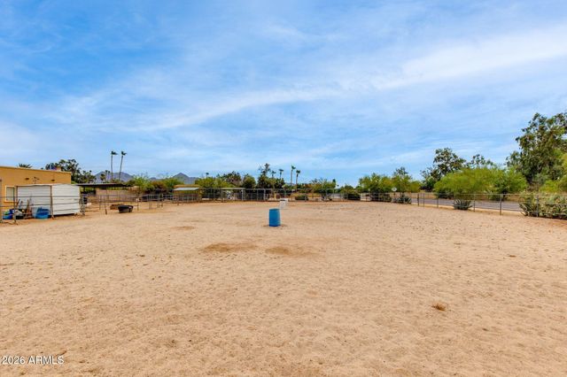 8117 E GRAY Road, Scottsdale, AZ 85260