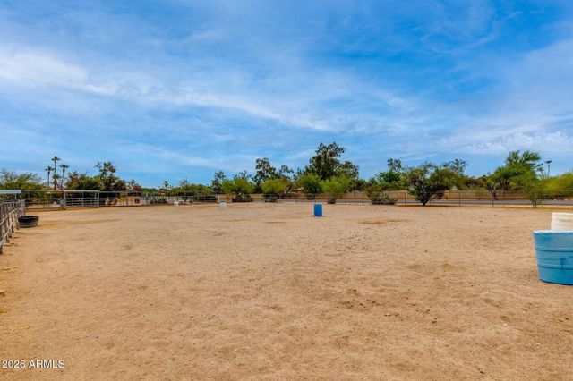 8117 E GRAY Road, Scottsdale, AZ 85260