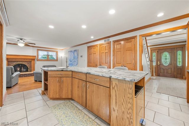 3871 Greentree Road, Stow, OH 44224