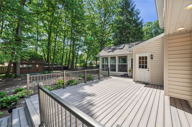3871 Greentree Road, Stow, OH 44224