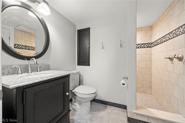 3871 Greentree Road, Stow, OH 44224