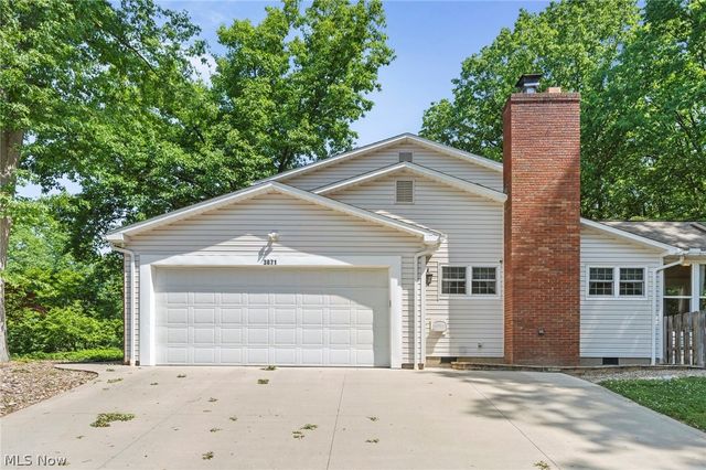 3871 Greentree Road, Stow, OH 44224