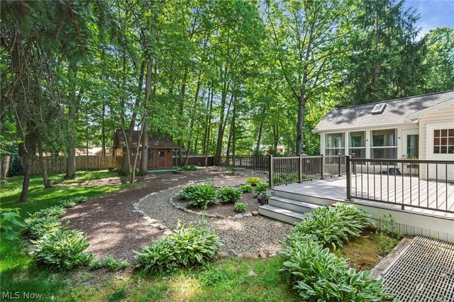 3871 Greentree Road, Stow, OH 44224