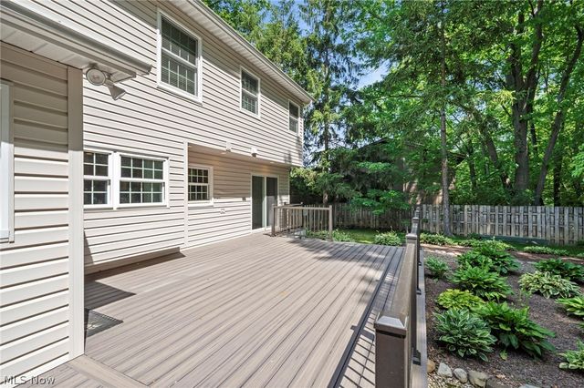 3871 Greentree Road, Stow, OH 44224