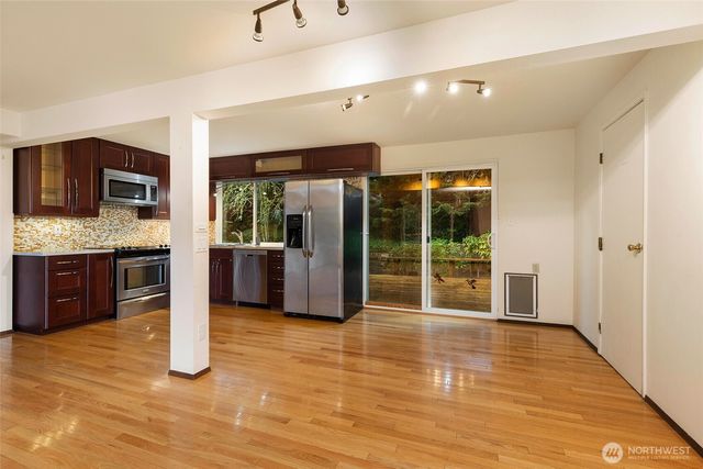 5427 159th Place NE, Redmond, WA 98052