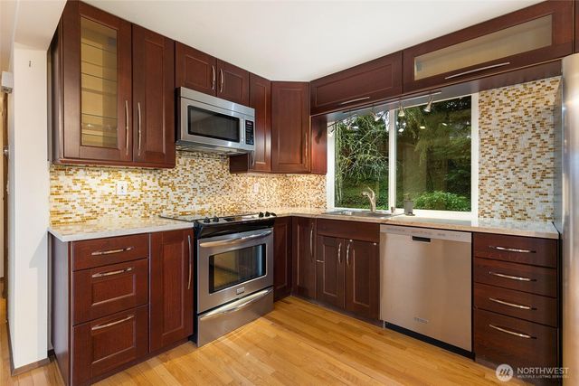 5427 159th Place NE, Redmond, WA 98052