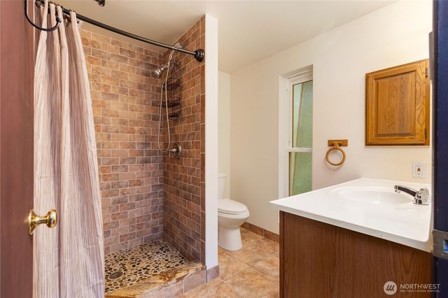 5427 159th Place NE, Redmond, WA 98052