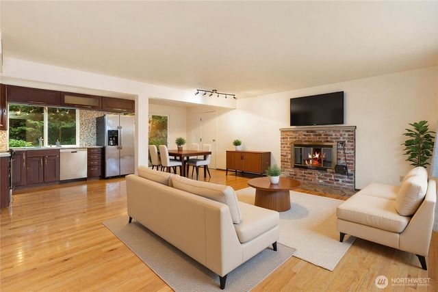 5427 159th Place NE, Redmond, WA 98052