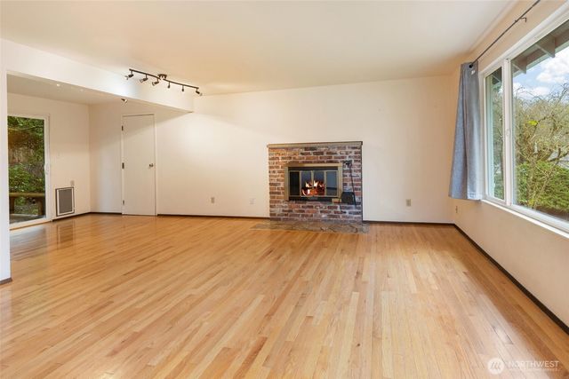 5427 159th Place NE, Redmond, WA 98052