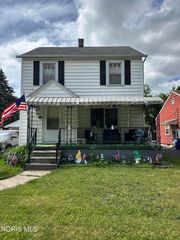 327 Pasadena Boulevard, Toledo, OH 43612