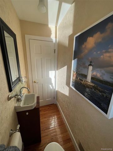 1253 Bamford Drive, Waterford, MI 48328