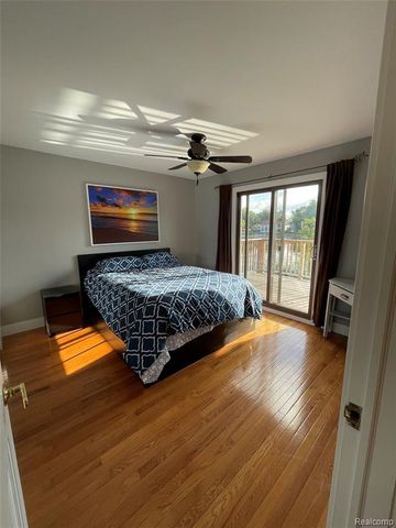 1253 Bamford Drive, Waterford, MI 48328