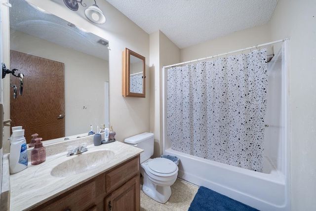 1611 E 119th St, Mulvane, KS 67110