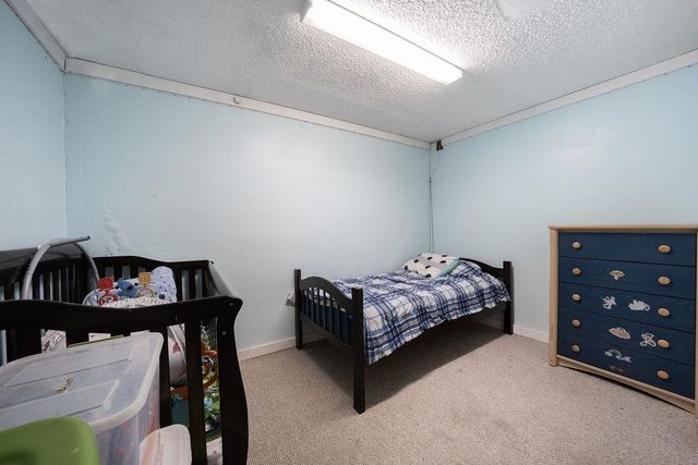 1611 E 119th St, Mulvane, KS 67110