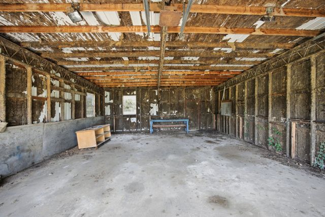 1069 N Coal Creek Road, Mcalester, OK 74501