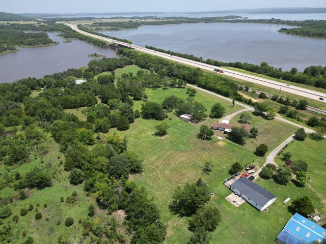 1069 N Coal Creek Road, Mcalester, OK 74501