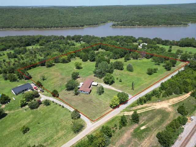 1069 N Coal Creek Road, Mcalester, OK 74501