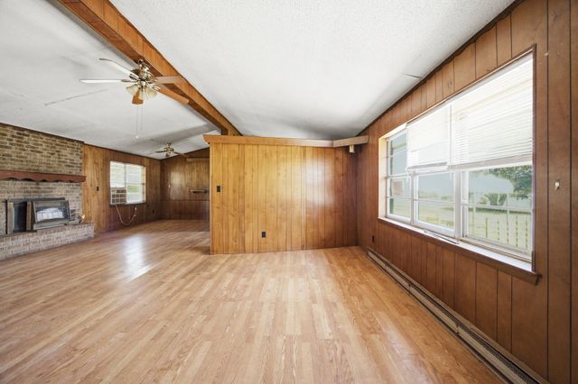 1069 N Coal Creek Road, Mcalester, OK 74501