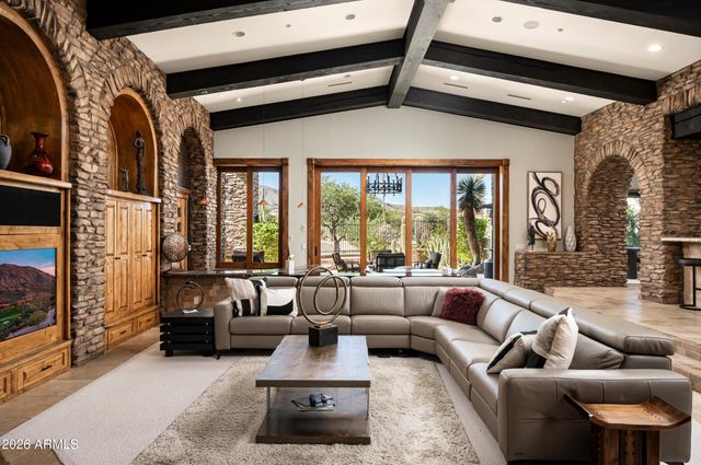11240 E APACHE VISTAS Drive, Scottsdale, AZ 85262