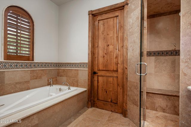 11240 E APACHE VISTAS Drive, Scottsdale, AZ 85262