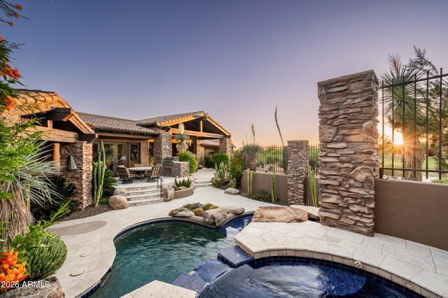 11240 E APACHE VISTAS Drive, Scottsdale, AZ 85262