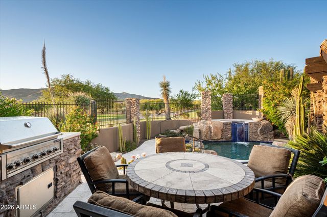 11240 E APACHE VISTAS Drive, Scottsdale, AZ 85262