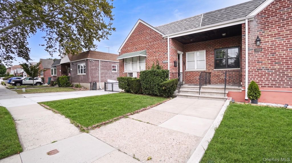 1008 Huntington Avenue, Bronx, NY 10465 — photo 2
