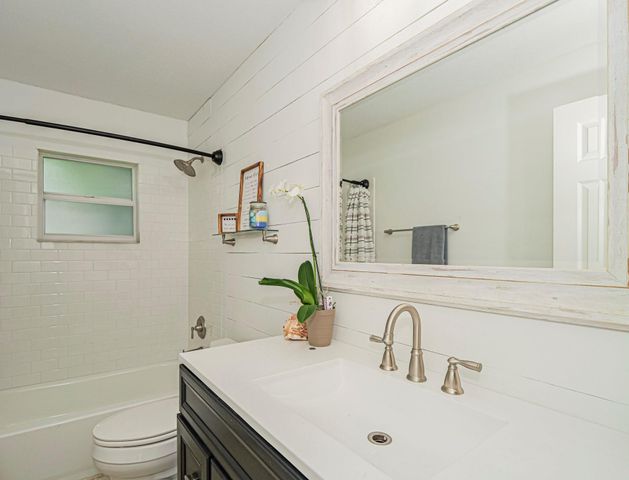 265 22nd Ave, Vero Beach, FL 32962