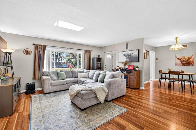 5068 LAKEWOOD DRIVE, Dade City, FL 33523