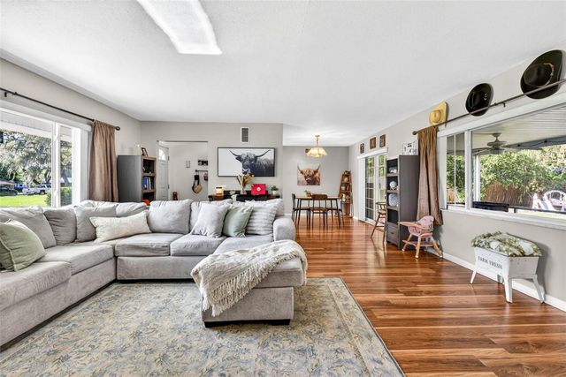 5068 LAKEWOOD DRIVE, Dade City, FL 33523