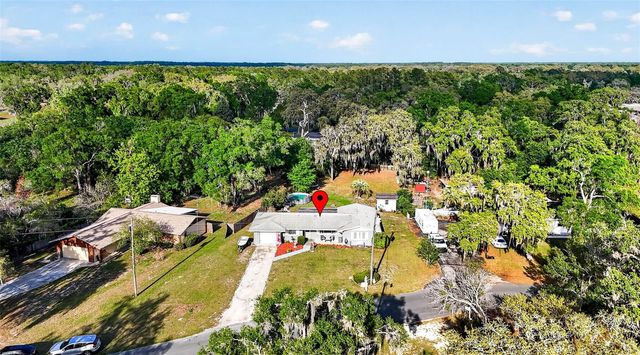 5068 LAKEWOOD DRIVE, Dade City, FL 33523