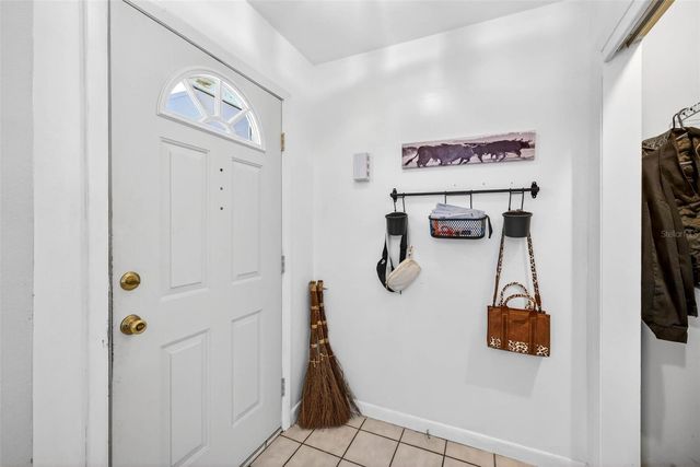 5068 LAKEWOOD DRIVE, Dade City, FL 33523