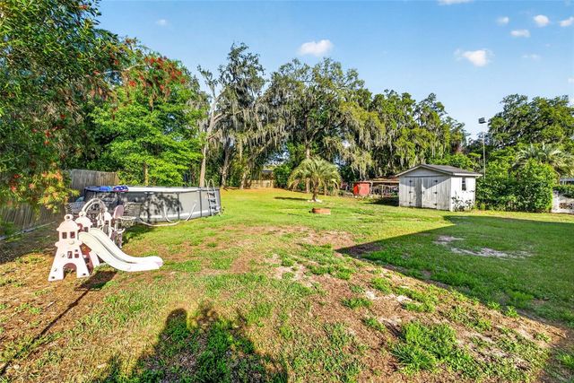 5068 LAKEWOOD DRIVE, Dade City, FL 33523