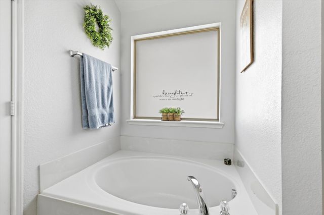 6037 Horn Cap Drive, Fort Worth, TX 76179