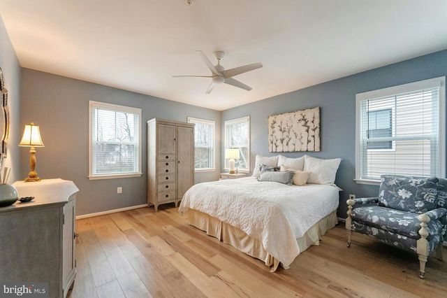 19006 CORAL REEF SQ, Leesburg, VA 20176